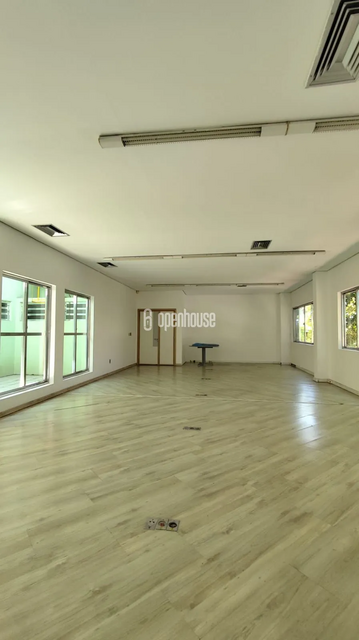 Salas Comerciais para alugar com 235 m² 4 vagas 5 banheiros