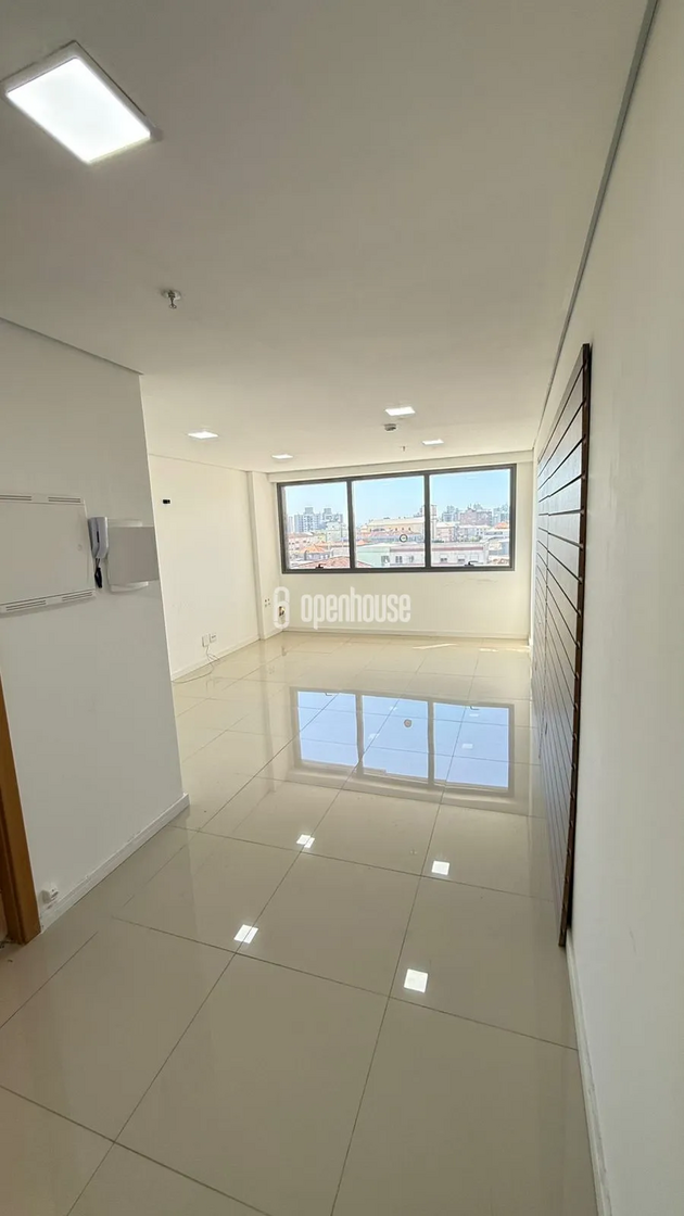 Sala Comercial 38m² c/ Infra Completa – Porto Alegre
